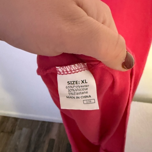 Red XL Dress - Picture 4 of 4